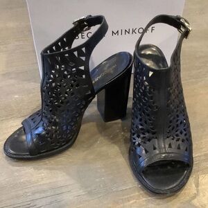 Rebecca Minkoff black stacked heeled sandal laser cuts Sz 9